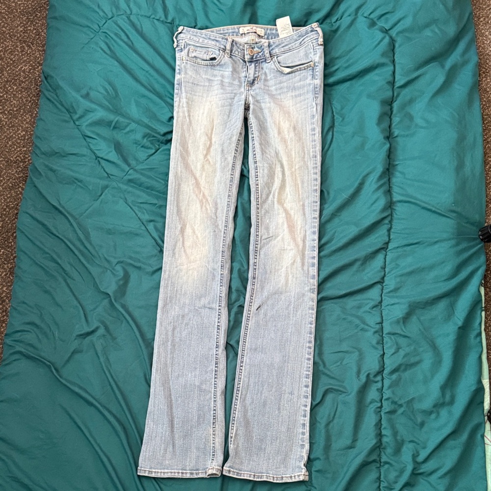 Hollister Light Wash Straight Leg Jeans